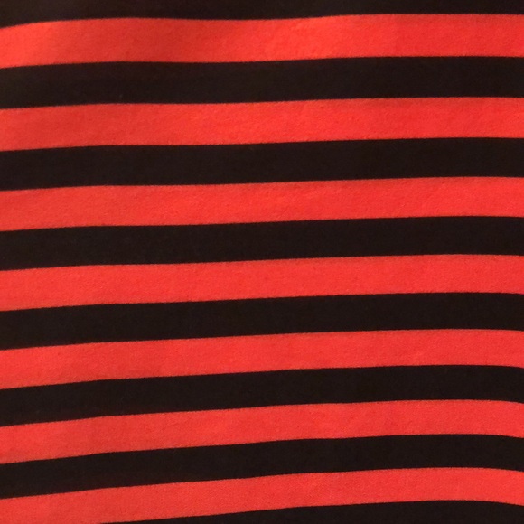 Coral/Black Striped Sleeve-less Top by Elodie Size M - Picture 3 of 6